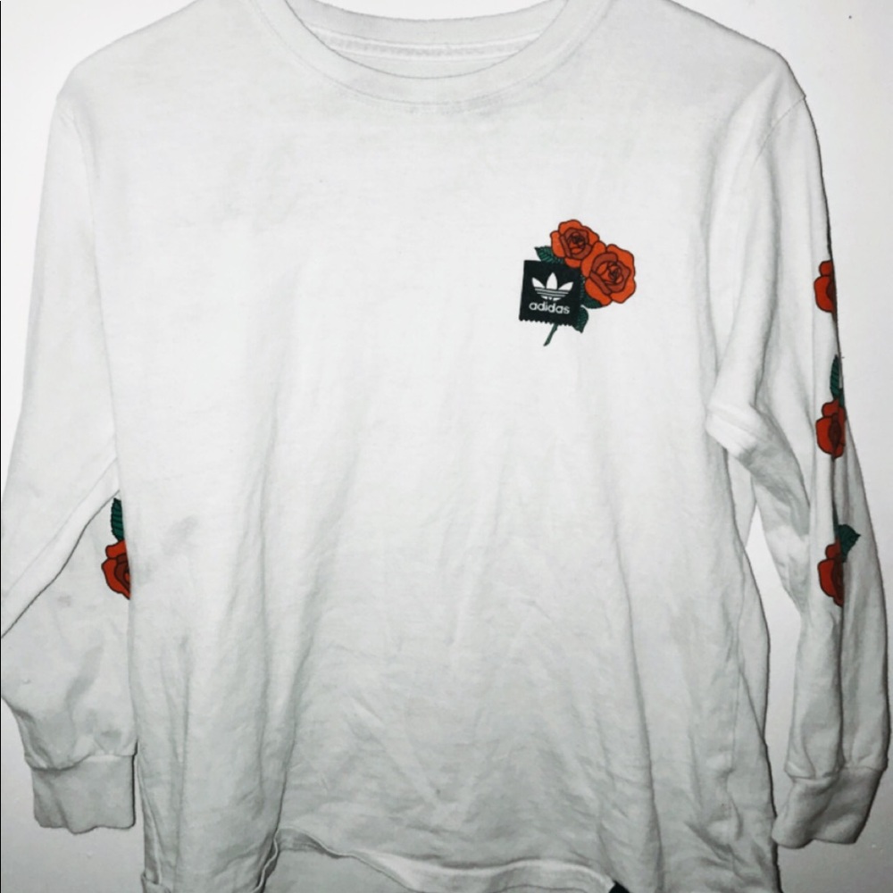 🦋⭐️adidas t-shirt⭐️🦋